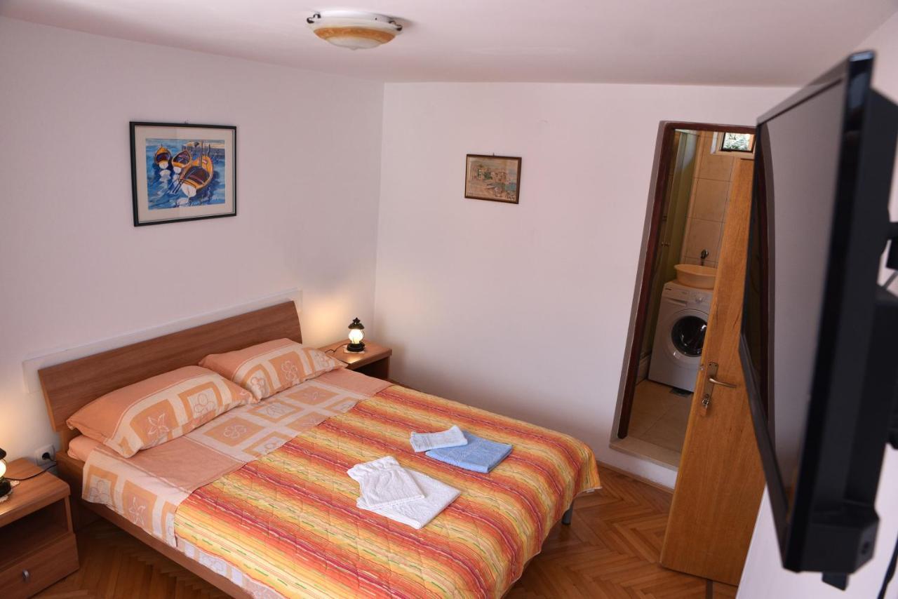 Apartment Anamarija Valun Kültér fotó