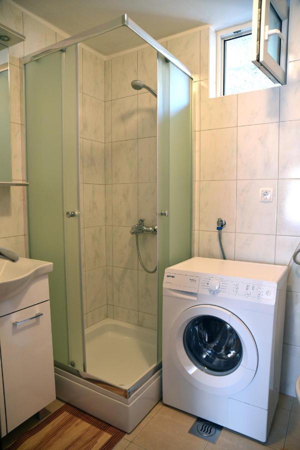 Apartment Anamarija Valun Kültér fotó